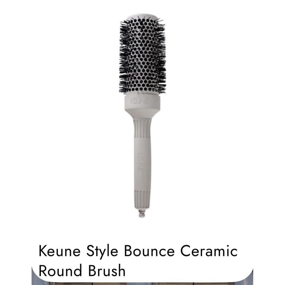 KEUNE Round Bounce Brush 43 For Soft Curl Blowout